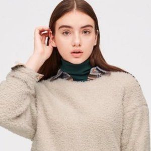 Uniqlo Teddy Sherpa Shearling Pullover in Cream